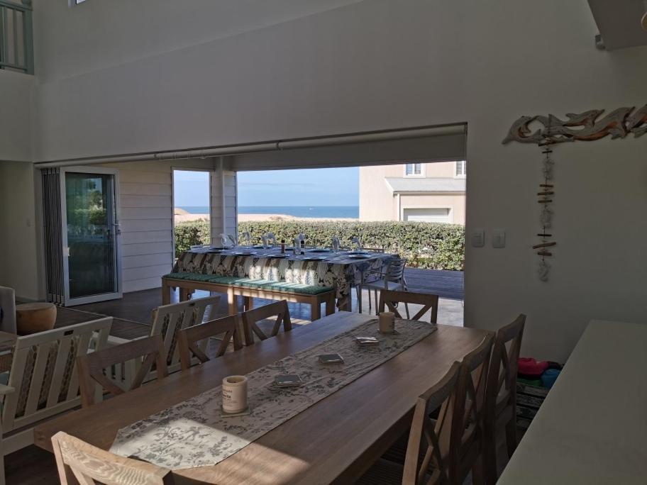 Beautiful Cottage Fantastic Beach Oyster Bay Exterior photo