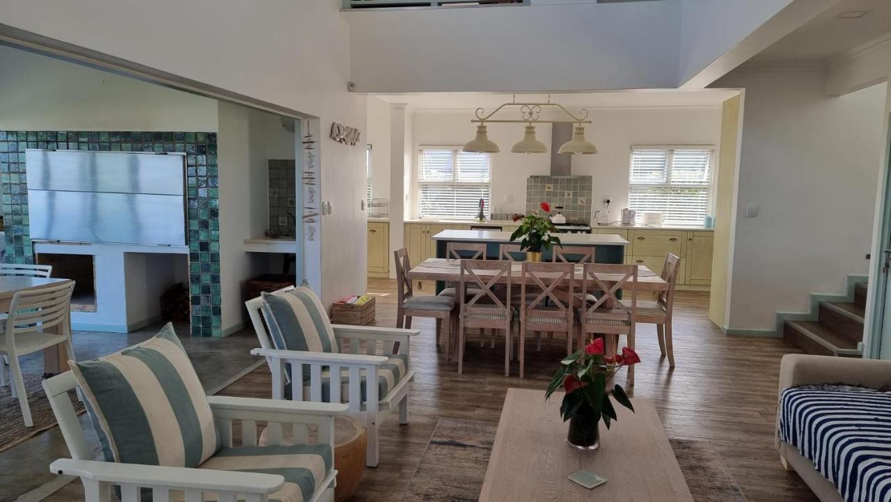 Beautiful Cottage Fantastic Beach Oyster Bay Exterior photo